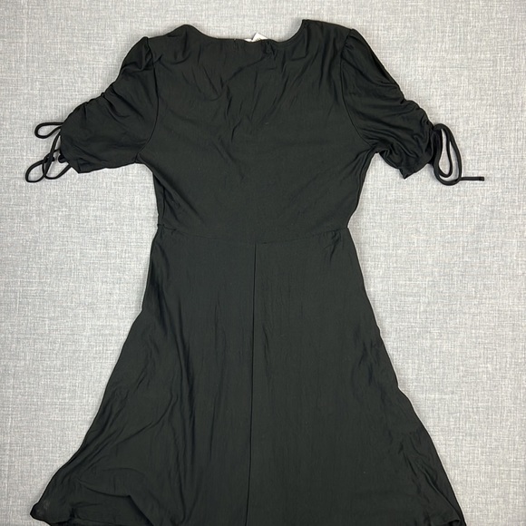 Planet Gold Black Ruched Fit and Flare Dress Juniors Size Small - Picture 6 of 6